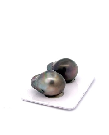 15mm+ jewel  grade Tahitian Black pearl, French Polynesia  