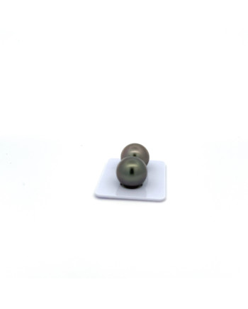 12mm+ fine  grade Tahitian Black pearl, French Polynesia  