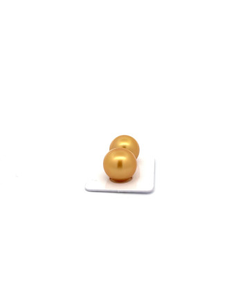 15mm+ fine  grade South Sea pearl, Indonesia