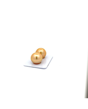 15mm+ fine  grade South Sea pearl, Indonesia