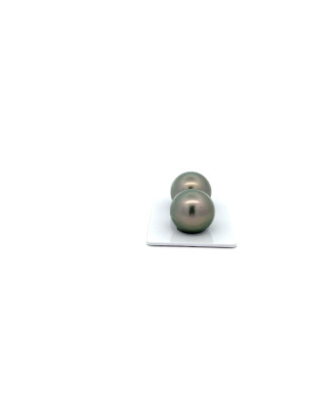 15mm+ fine  grade Tahitian Black pearl, French Polynesia  