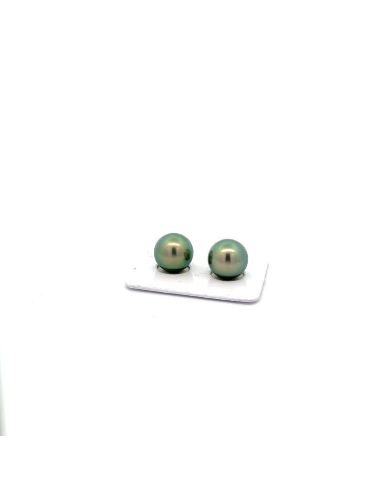 12mm+ jewel  grade Tahitian Black pearl, French Polynesia  