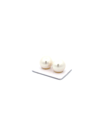 15mm+ fine  grade South Sea pearl, Australia