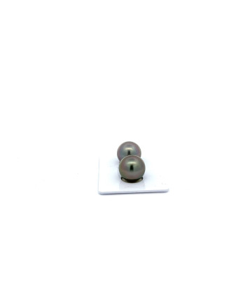 12mm+ jewel  grade Tahitian Black pearl, French Polynesia  
