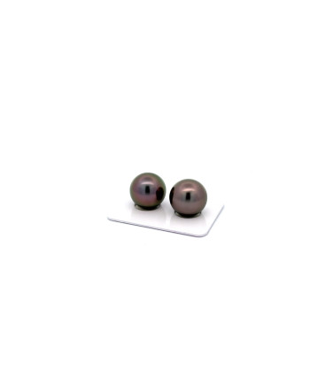 12mm+ fine  grade Tahitian Black pearl, French Polynesia  