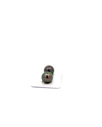12mm+ fine  grade Tahitian Black pearl, French Polynesia  