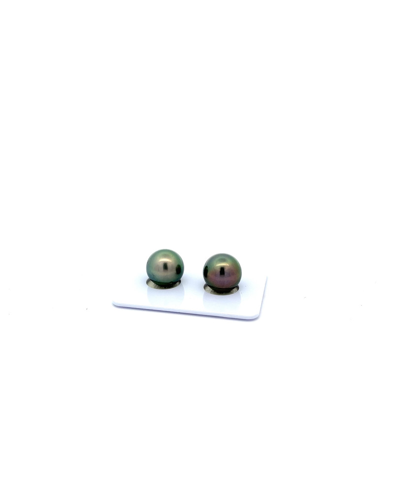 9mm+ jewel  grade Tahitian Black pearl, French Polynesia  