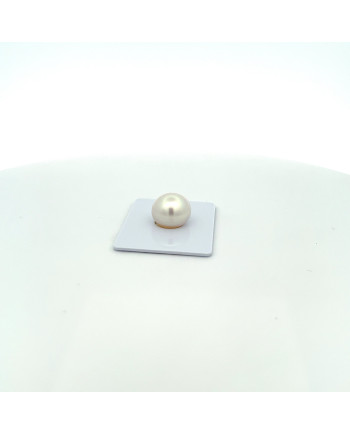 12mm+ fine  grade South Sea pearl, Indonesia