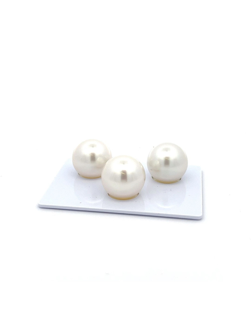 12mm+ fine  grade South Sea pearl, Australia