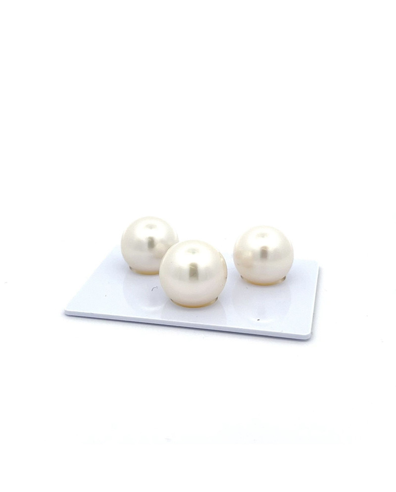 12mm+ fine  grade South Sea pearl, Australia