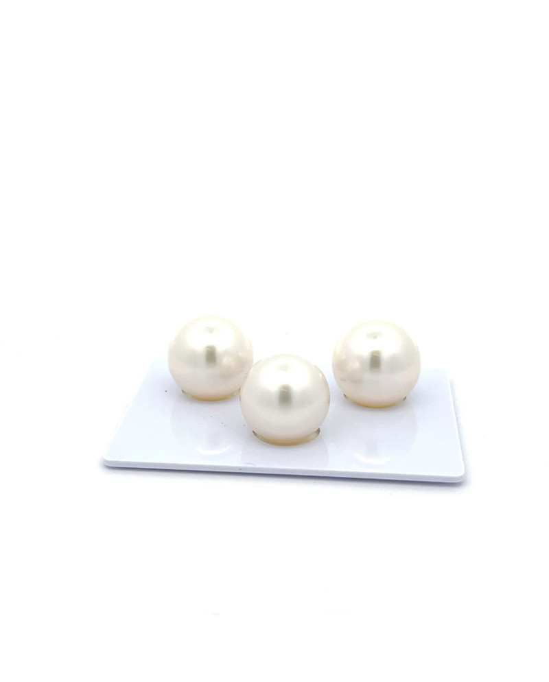 12mm+ fine  grade South Sea pearl, Australia