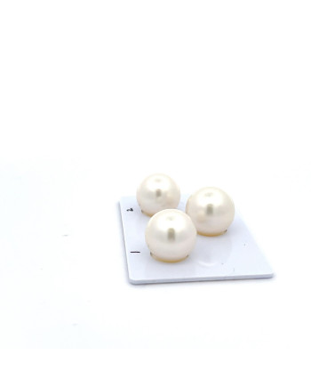 12mm+ fine  grade South Sea pearl, Australia
