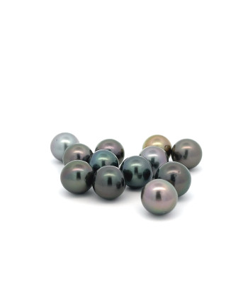 9mm+ jewel  grade Tahitian Black pearl, French Polynesia  