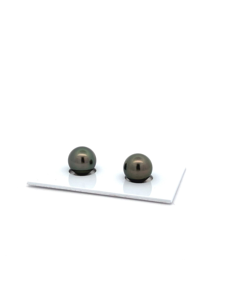 9mm+ fine  grade Tahitian Black pearl, French Polynesia  