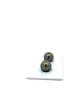 9mm+ fine  grade Tahitian Black pearl, French Polynesia  