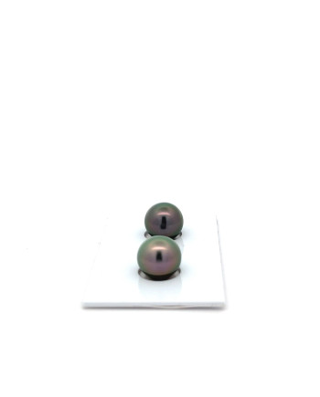 9mm+ fine  grade Tahitian Black pearl, French Polynesia  