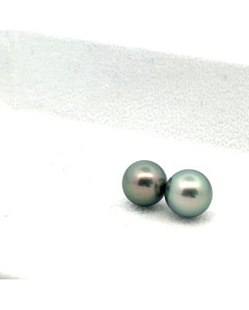 9mm+ gem  grade Tahitian Black pearl, French Polynesia  