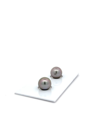 9mm+ jewel  grade Tahitian Black pearl, French Polynesia  