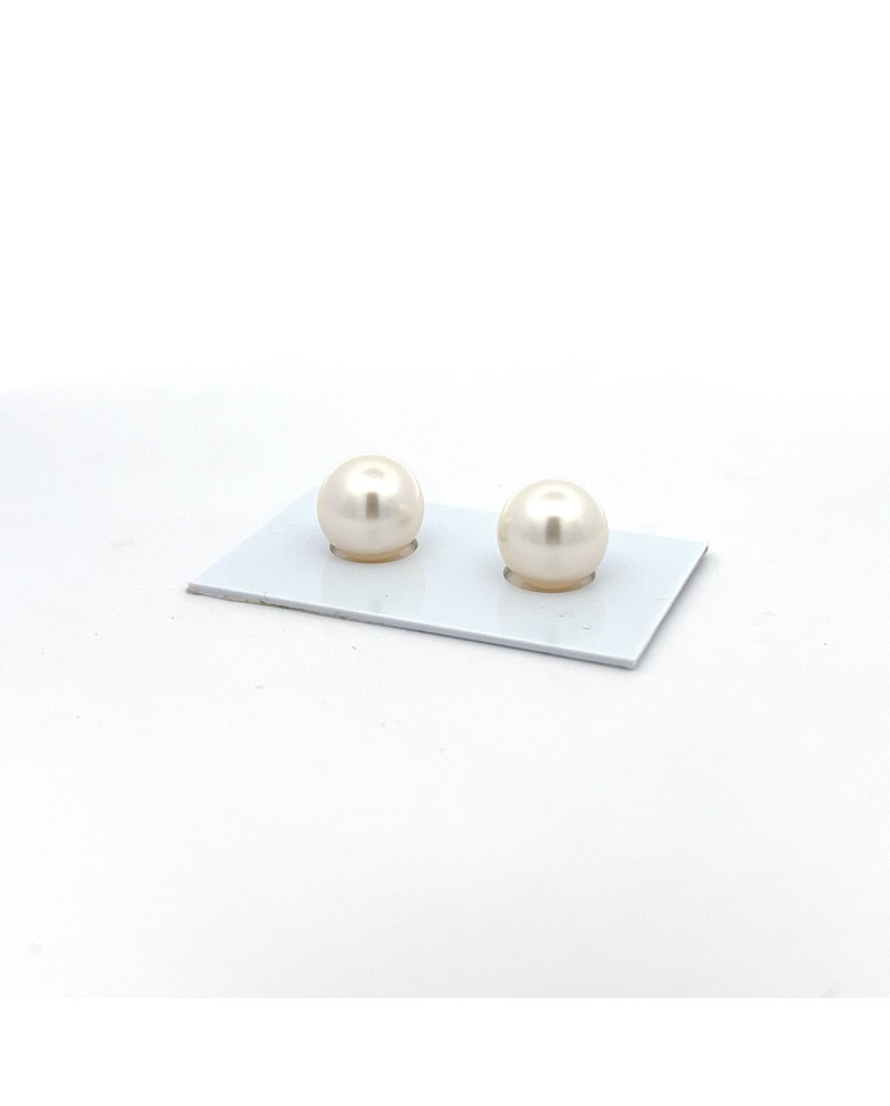 12mm+ gem  grade South Sea pearl, Australia