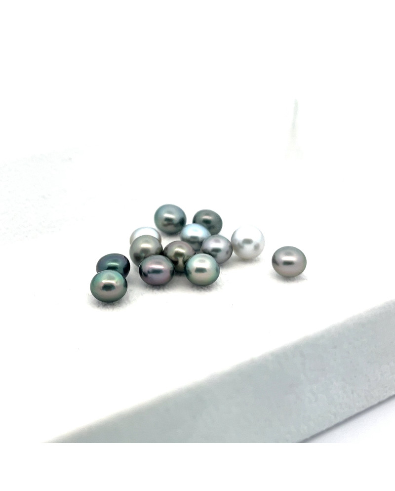 6mm+ gem  grade Tahitian Black pearl, French Polynesia  