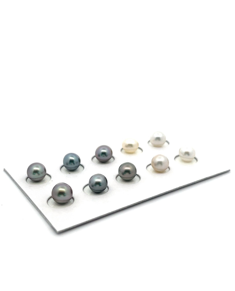 6mm+ gem  grade Tahitian Black pearl, French Polynesia  