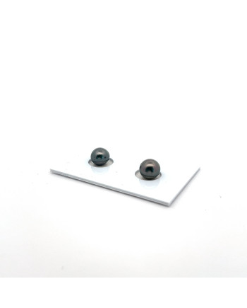 6mm+ gem  grade Tahitian Black pearl, French Polynesia  