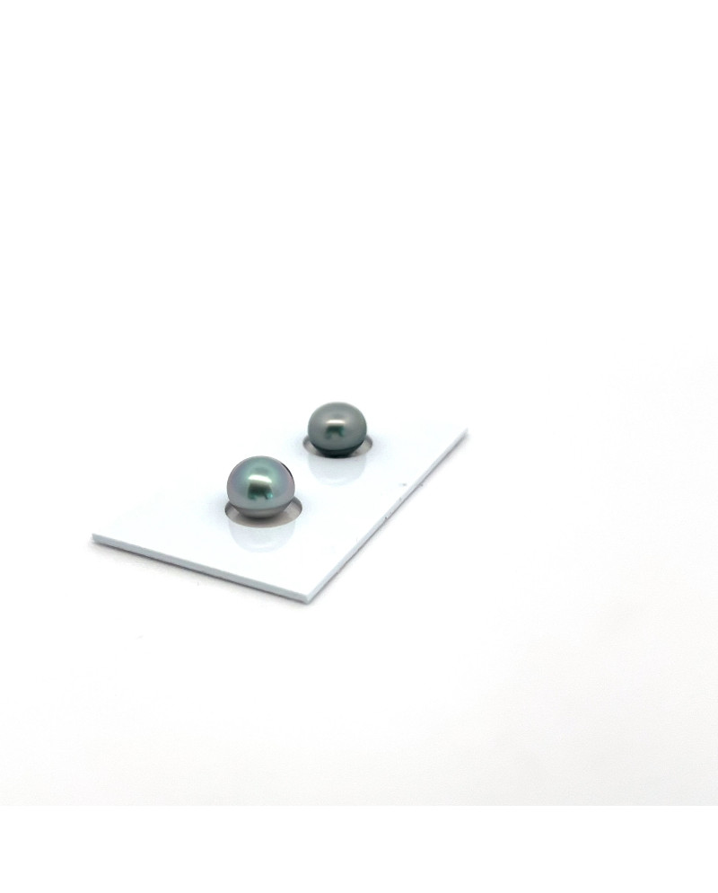 6mm+ gem  grade Tahitian Black pearl, French Polynesia  