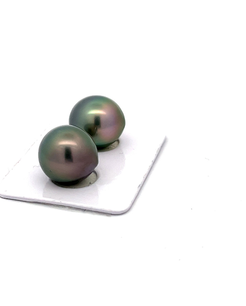 12mm+ fine  grade Tahitian Black pearl, French Polynesia  