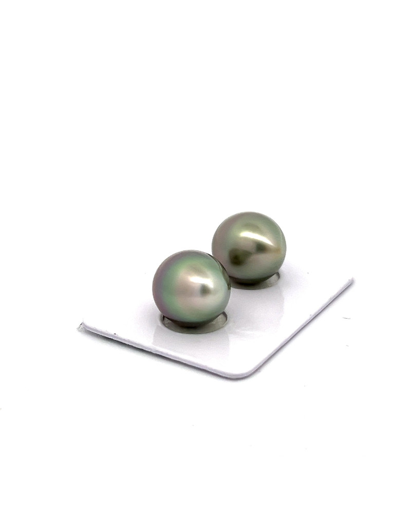 9mm+ fine  grade Tahitian Black pearl, French Polynesia  