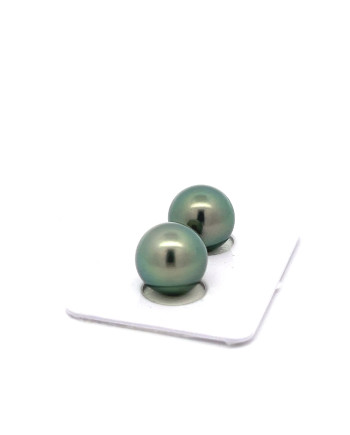 9mm+ fine  grade Tahitian Black pearl, French Polynesia  