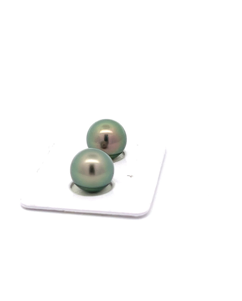 9mm+ fine  grade Tahitian Black pearl, French Polynesia  