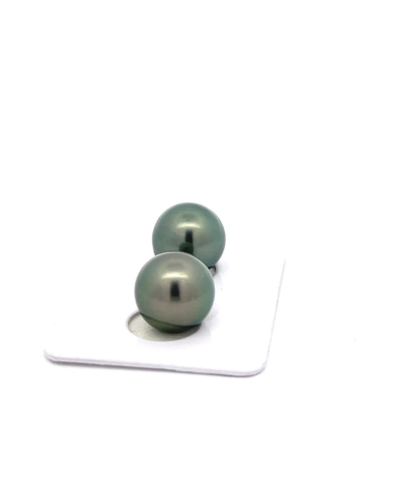9mm+ fine  grade Tahitian Black pearl, French Polynesia  
