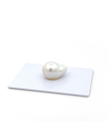9mm+ gem  grade South Sea pearl, Indonesia