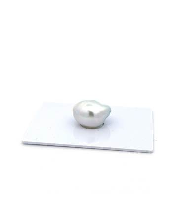 12mm+ fine  grade South Sea pearl, Indonesia