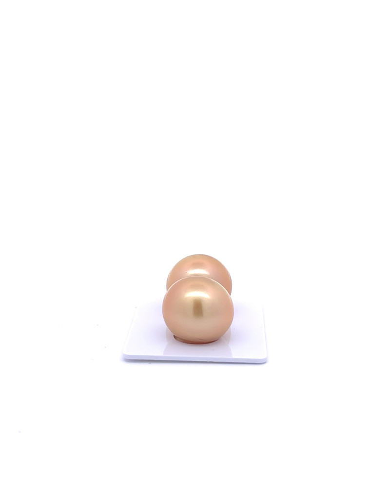 15mm+ jewel  grade South Sea pearl, Indonesia