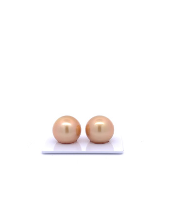 15mm+ jewel  grade South Sea pearl, Indonesia