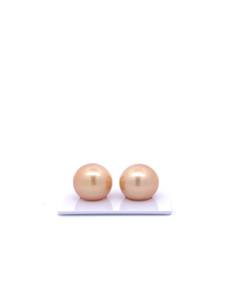 12mm+ fine  grade South Sea pearl, Indonesia