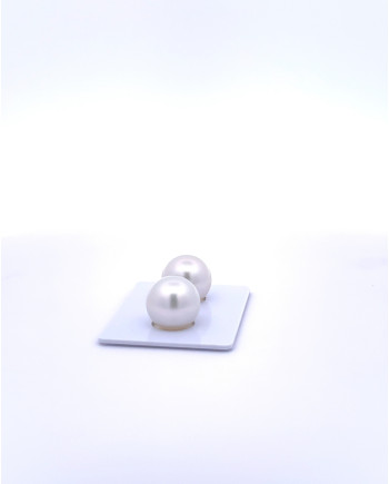 12mm+ fine  grade South Sea pearl, Indonesia