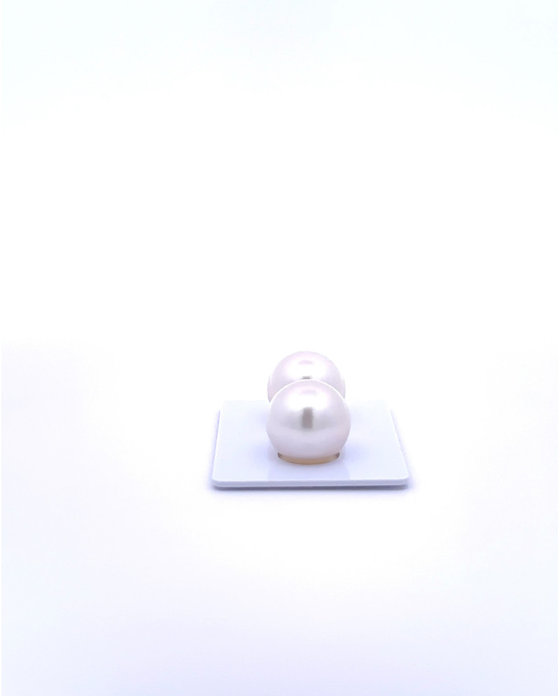 12mm+ fine  grade South Sea pearl, Indonesia