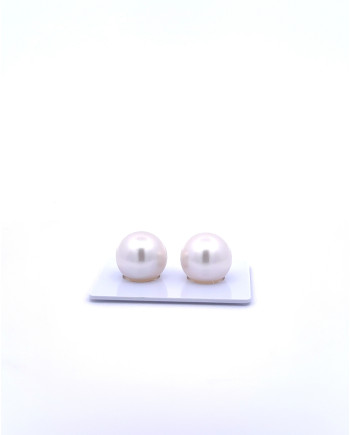 12mm+ fine  grade South Sea pearl, Indonesia