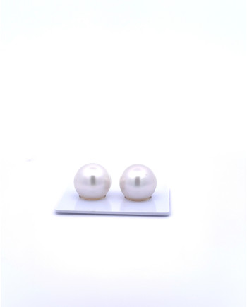 12mm+ fine  grade South Sea pearl, Indonesia