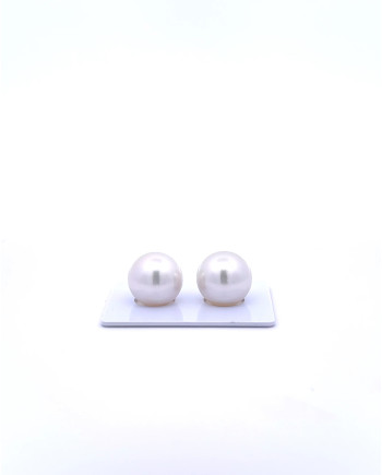 12mm+ fine  grade South Sea pearl, Indonesia