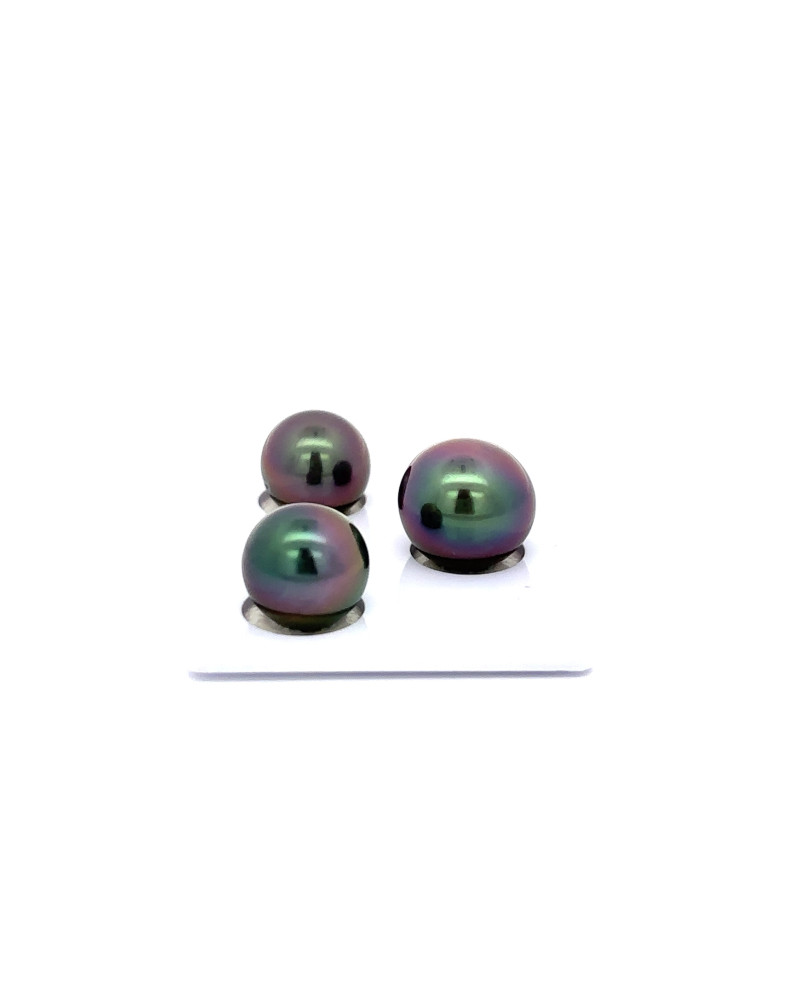9mm+ jewel  grade Tahitian Black Pearl, French Polynesia  