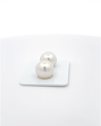 12mm+ gem  grade South Sea Pearl, Indonesia