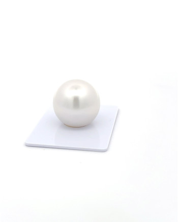 15mm+ gem  grade South Sea Pearl, Australia
