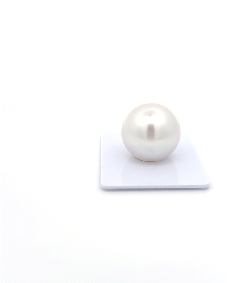 15mm+ gem  grade South Sea Pearl, Australia