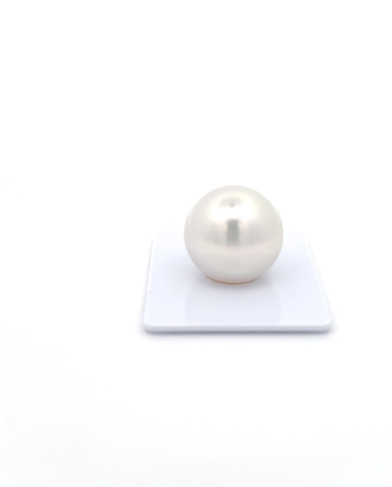 15mm+ gem  grade South Sea Pearl, Australia