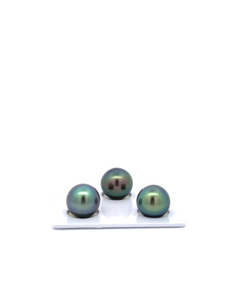 9mm+ fine  grade Tahitian Black Pearl, French Polynesia  