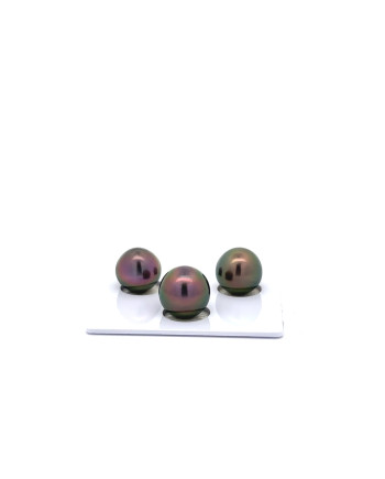 9mm+ fine  grade Tahitian Black Pearl, French Polynesia  