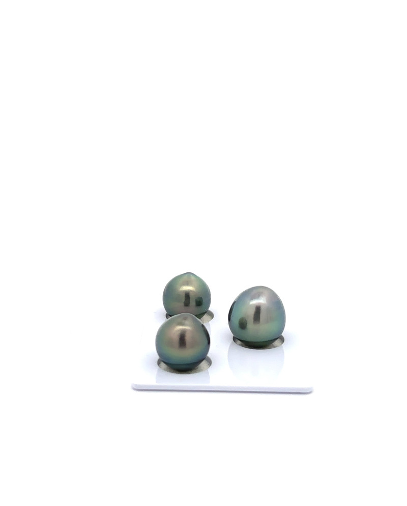 9mm+ fine  grade Tahitian Black Pearl, French Polynesia  